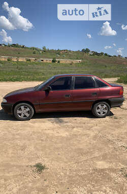 Седан Opel Astra 1994 в Одессе