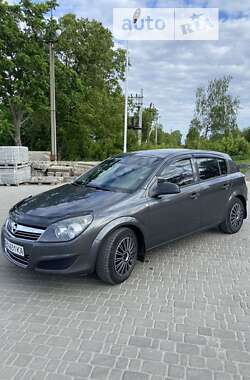 Хетчбек Opel Astra 2009 в Тульчині