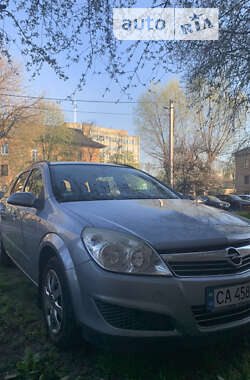 Універсал Opel Astra 2007 в Черкасах