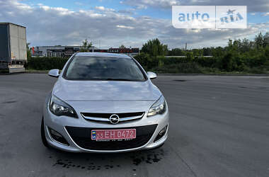 Хэтчбек Opel Astra 2013 в Каменец-Подольском