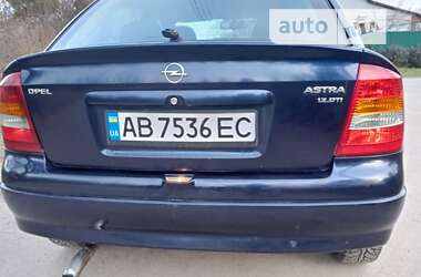 Хэтчбек Opel Astra 2000 в Виннице