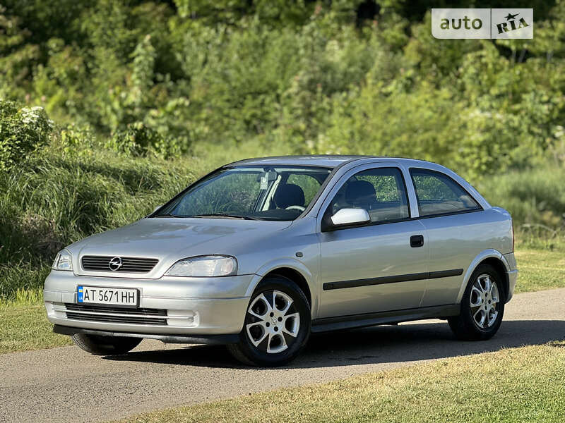 Купе Opel Astra 2000 в Івано-Франківську