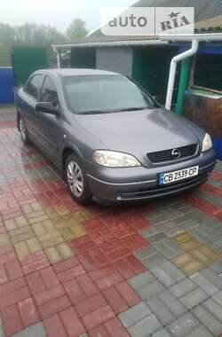 Седан Opel Astra 2006 в Варве