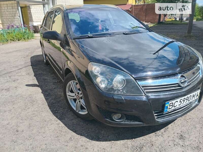 Универсал Opel Astra 2008 в Львове