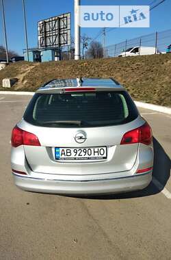 Универсал Opel Astra 2015 в Виннице