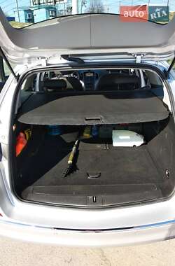 Универсал Opel Astra 2015 в 