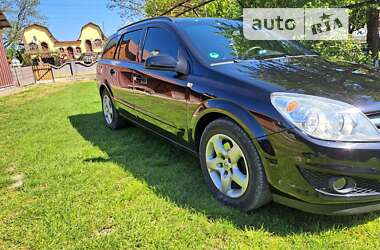 Универсал Opel Astra 2008 в Сторожинце