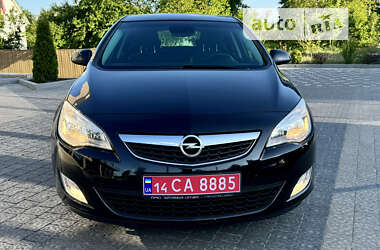 Хэтчбек Opel Astra 2011 в Ивано-Франковске