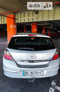 Хэтчбек Opel Astra 2009 в Львове