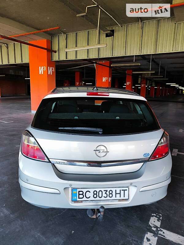 Хетчбек Opel Astra 2009 в Львові фото 5 Хетчбек Opel Astra 2009 в Львові