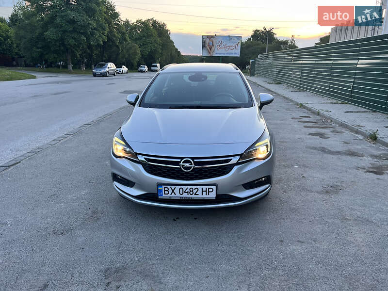 Універсал Opel Astra 2018 в Кам'янець-Подільському