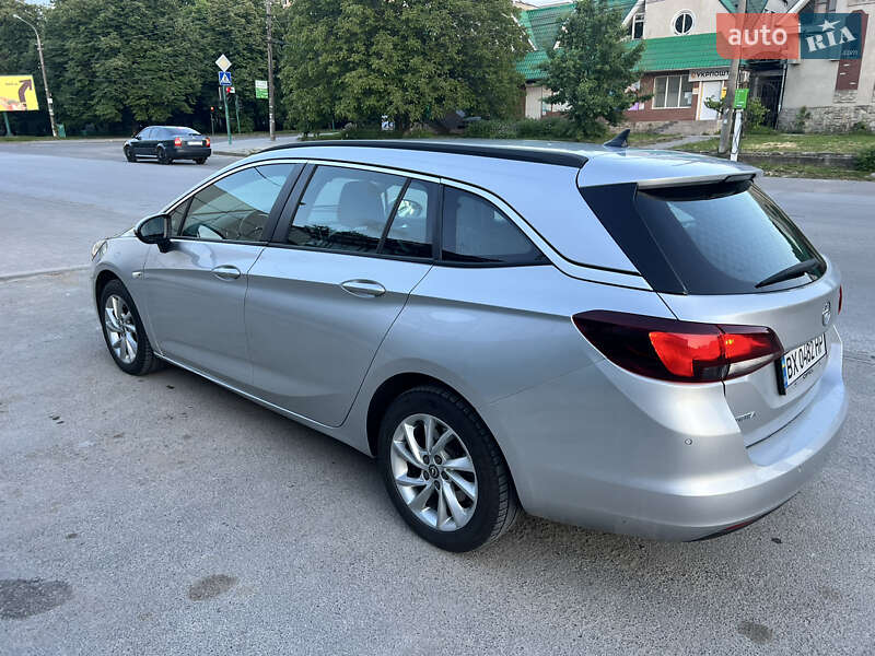 Універсал Opel Astra 2018 в Кам'янець-Подільському