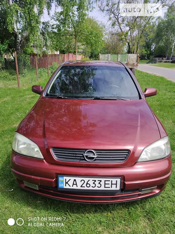 Седан Opel Astra 1999 в Козельце