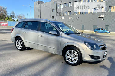 Універсал Opel Astra 2009 в Харкові