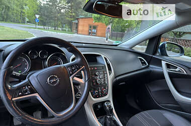 Универсал Opel Astra 2012 в Луцке