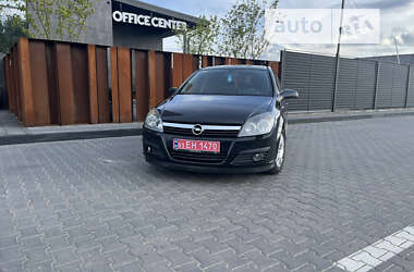 Универсал Opel Astra 2006 в Луцке