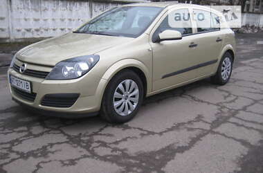 Хетчбек Opel Astra 2004 в Івано-Франківську