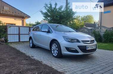 Универсал Opel Astra 2012 в Луцке