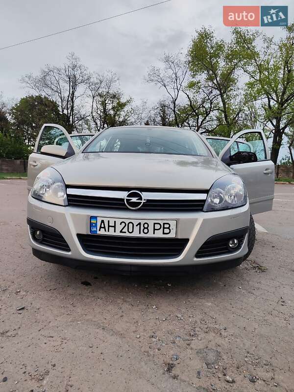 Opel Astra 2007