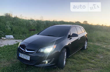 Універсал Opel Astra 2013 в Пирятині
