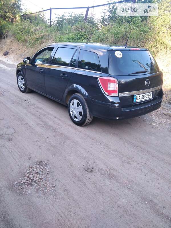 Универсал Opel Astra 2010 в Киеве фото 2 Универсал Opel Astra 2010 в Киеве