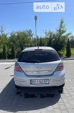 Хэтчбек Opel Astra 2007 в Тернополе