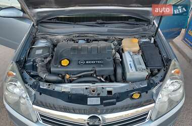 Универсал Opel Astra 2007 в 