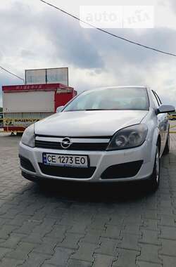 Хетчбек Opel Astra 2006 в Чернівцях