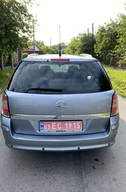 Универсал Opel Astra 2008 в Луцке