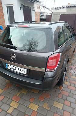 Универсал Opel Astra 2009 в 