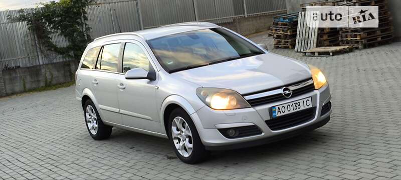 Універсал Opel Astra 2006 в 