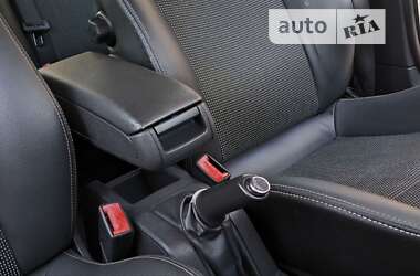 Універсал Opel Astra 2006 в 