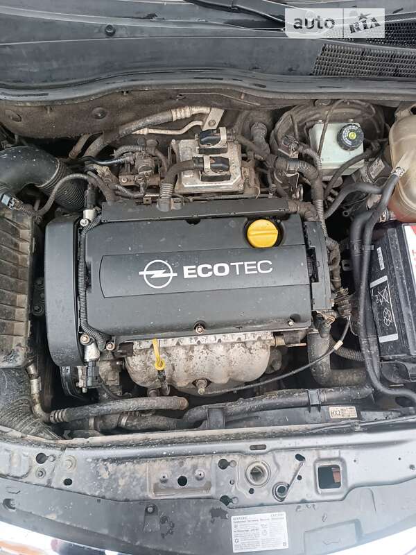 Универсал Opel Astra 2009 в Краснограде