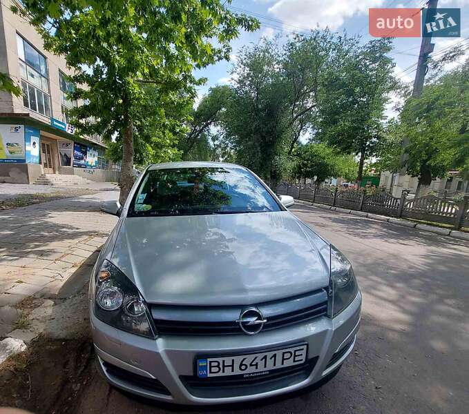 Хэтчбек Opel Astra 2004 в Болграде фото 8 Хэтчбек Opel Astra 2004 в Болграде