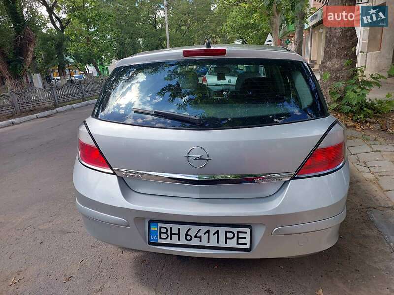 Хэтчбек Opel Astra 2004 в Болграде фото 15 Хэтчбек Opel Astra 2004 в Болграде