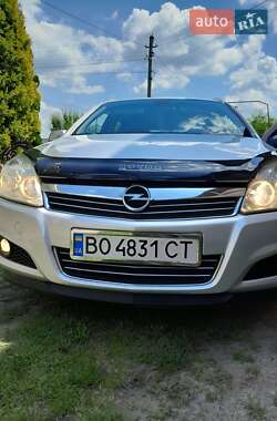 Универсал Opel Astra 2007 в 