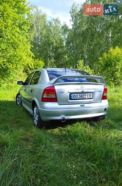 Хэтчбек Opel Astra 1999 в 