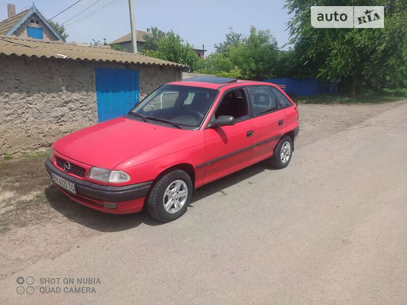 Хетчбек Opel Astra 1996 в Одесі