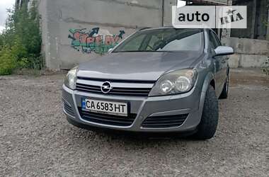 Универсал Opel Astra 2005 в Смеле