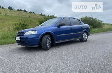 Седан Opel Astra 2006 в Тернополе