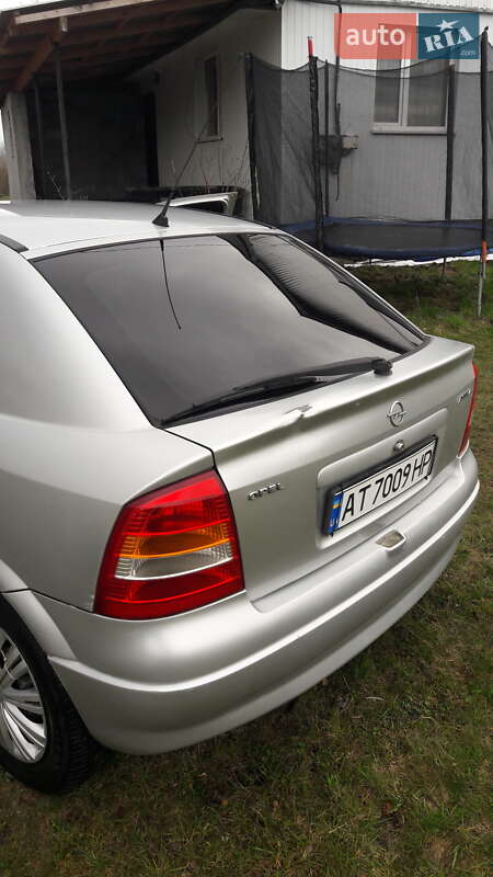 Opel Astra 2002