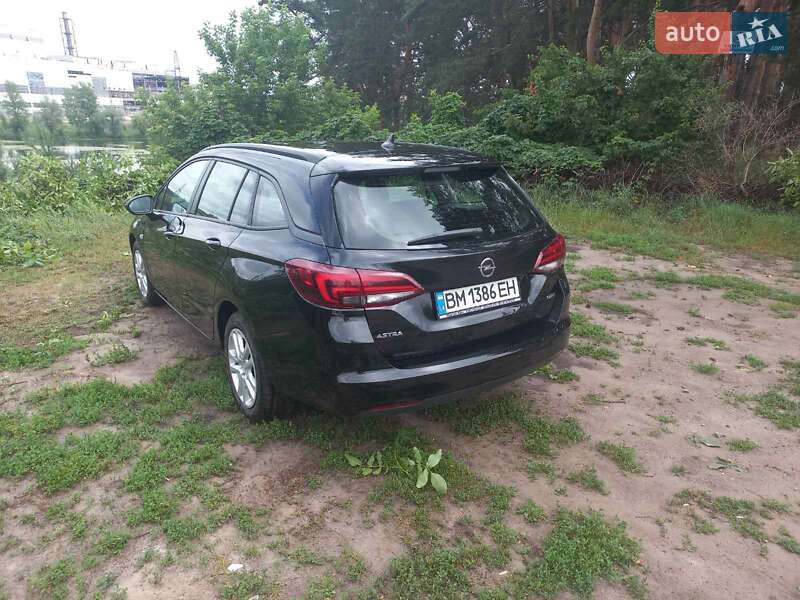 Універсал Opel Astra 2017 в Ромнах