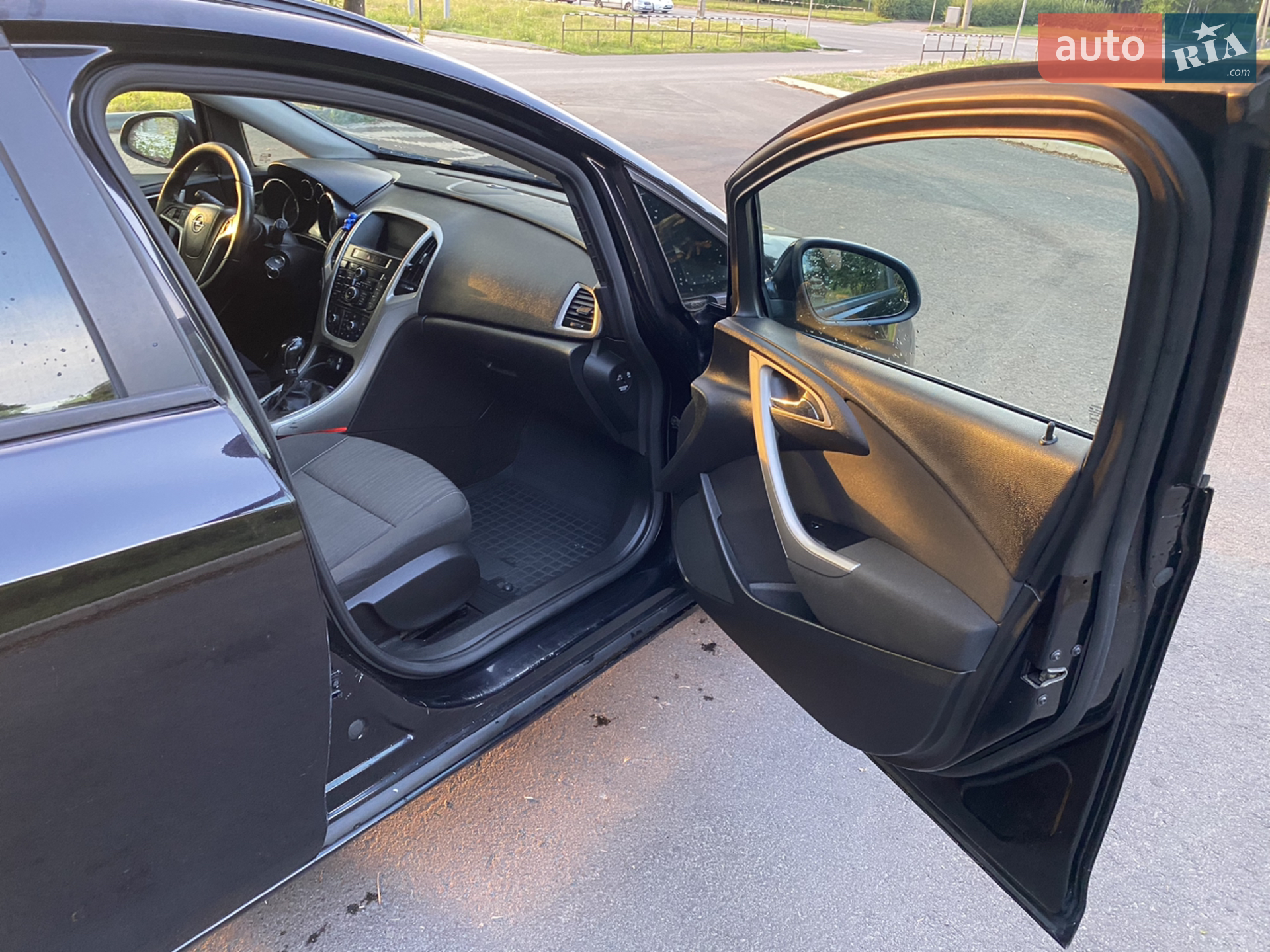 2011 Opel Astra - мініатюра 8