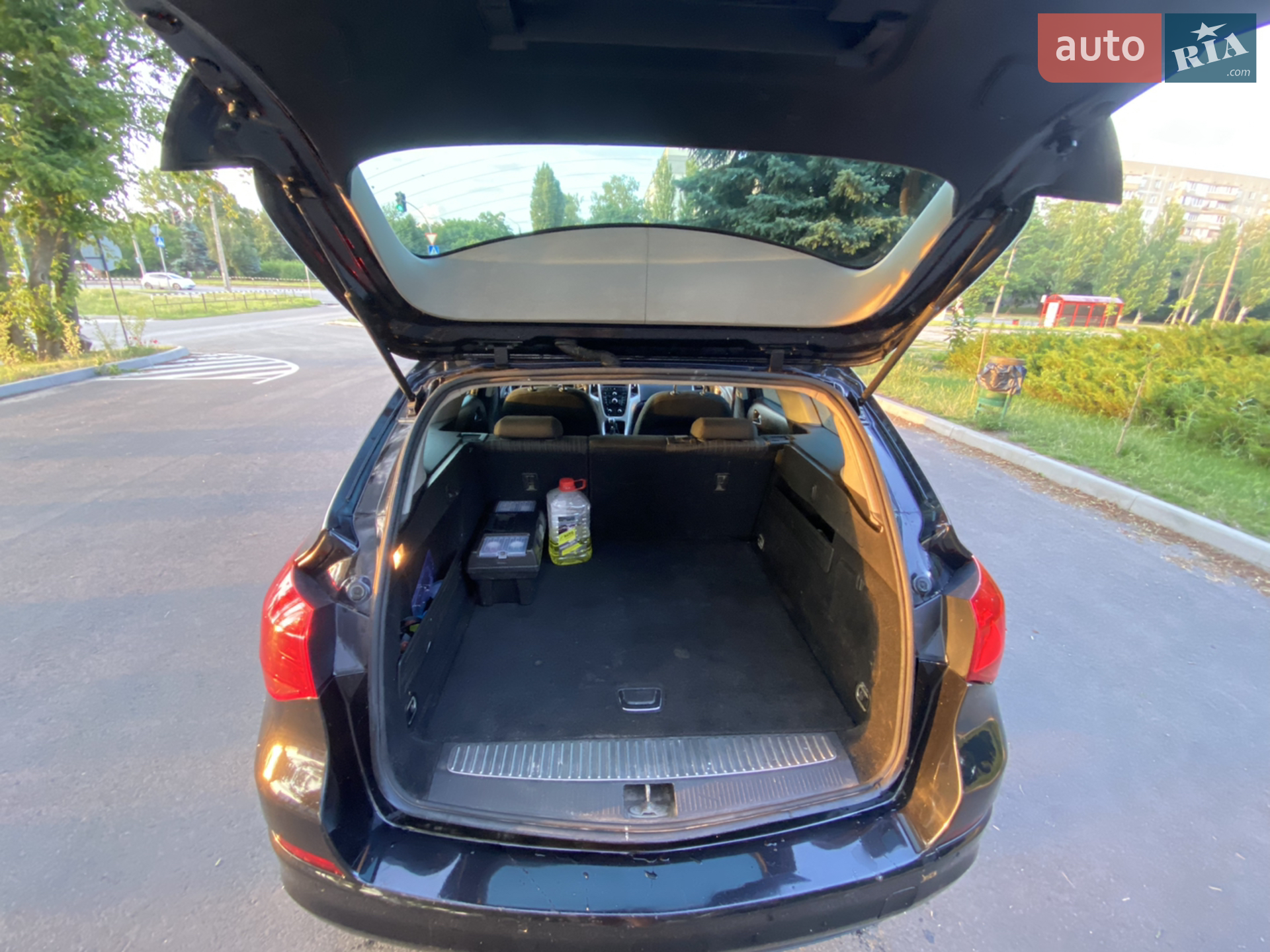 2011 Opel Astra - мініатюра 21
