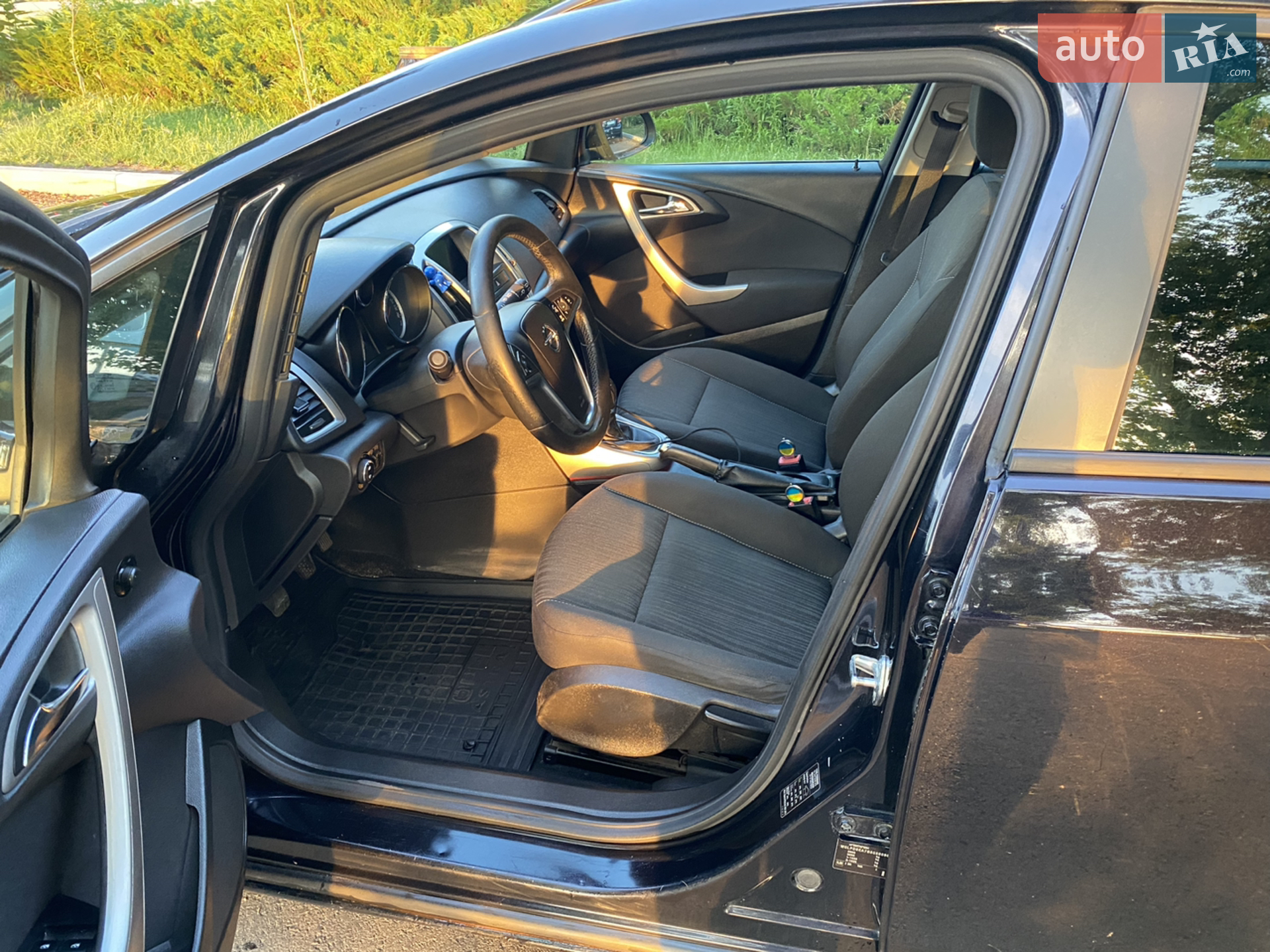 2011 Opel Astra - мініатюра 39
