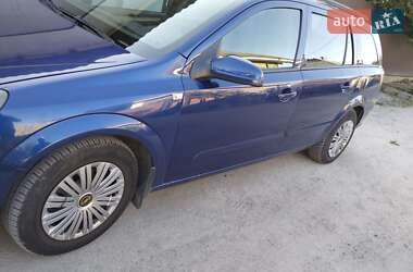 Універсал Opel Astra 2006 в Кропивницькому