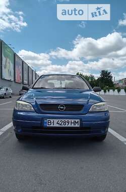 Седан Opel Astra 2007 в Миргороді