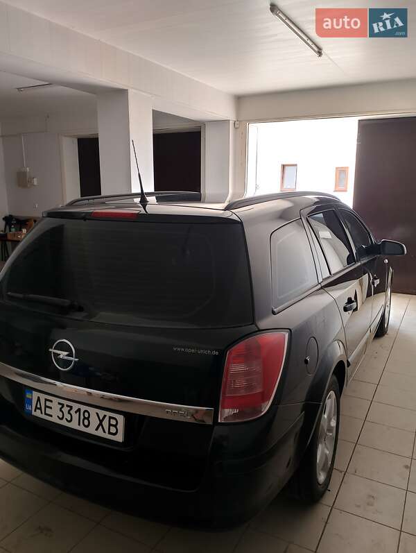 Універсал Opel Astra 2008 в Кривому Розі