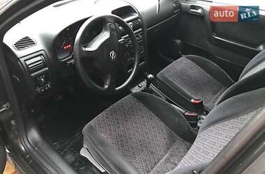 Седан Opel Astra 1999 в 