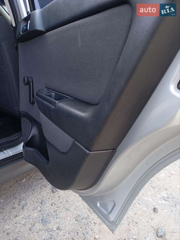 Седан Opel Astra 2004 в Харкові